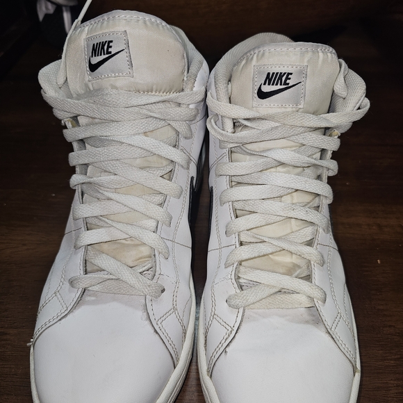 Nike White and Black Sneakers main image 4